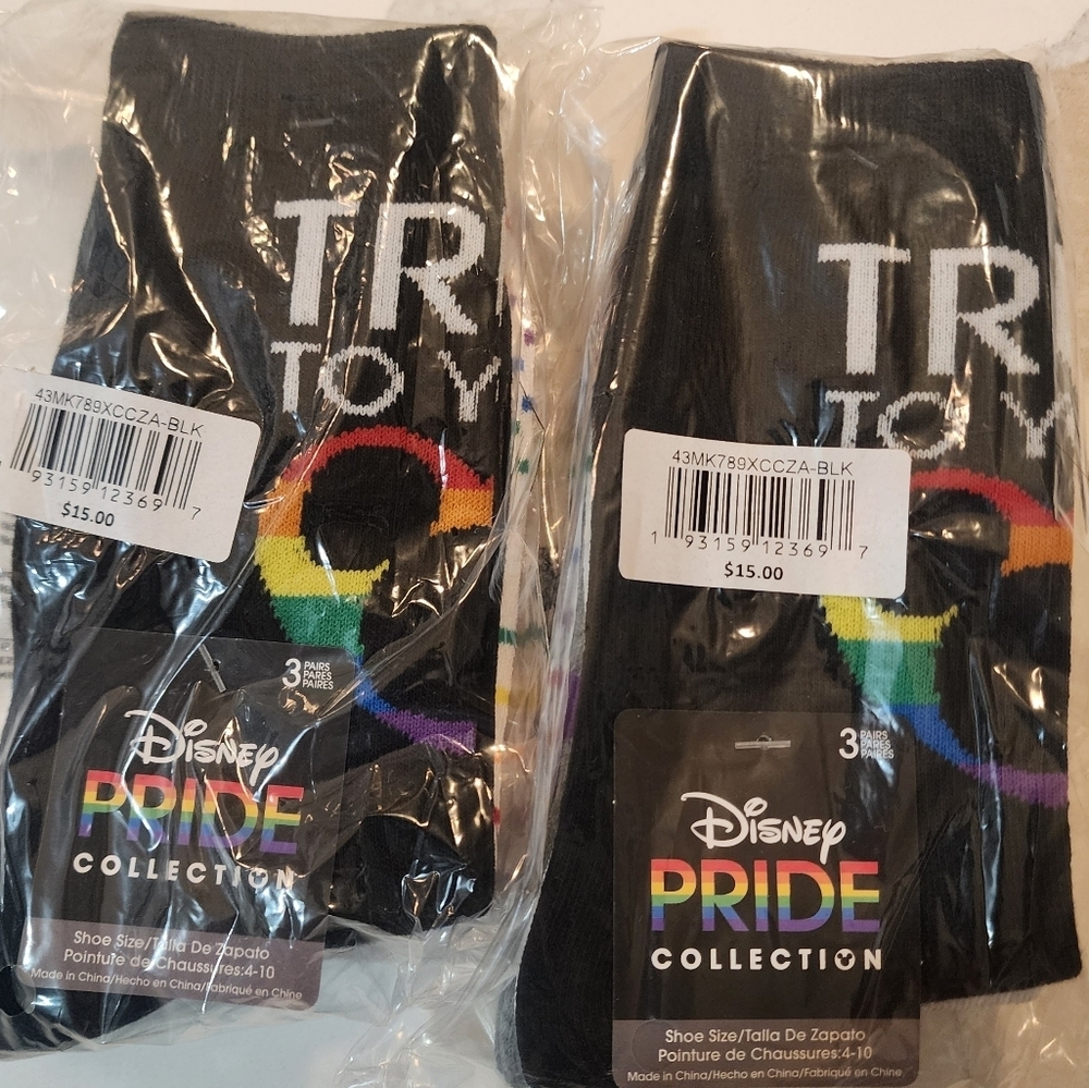 Disney Pride Black and Red Casual Socks. Ladies NEW, 2 Packs, 6 Pair Size 4-10